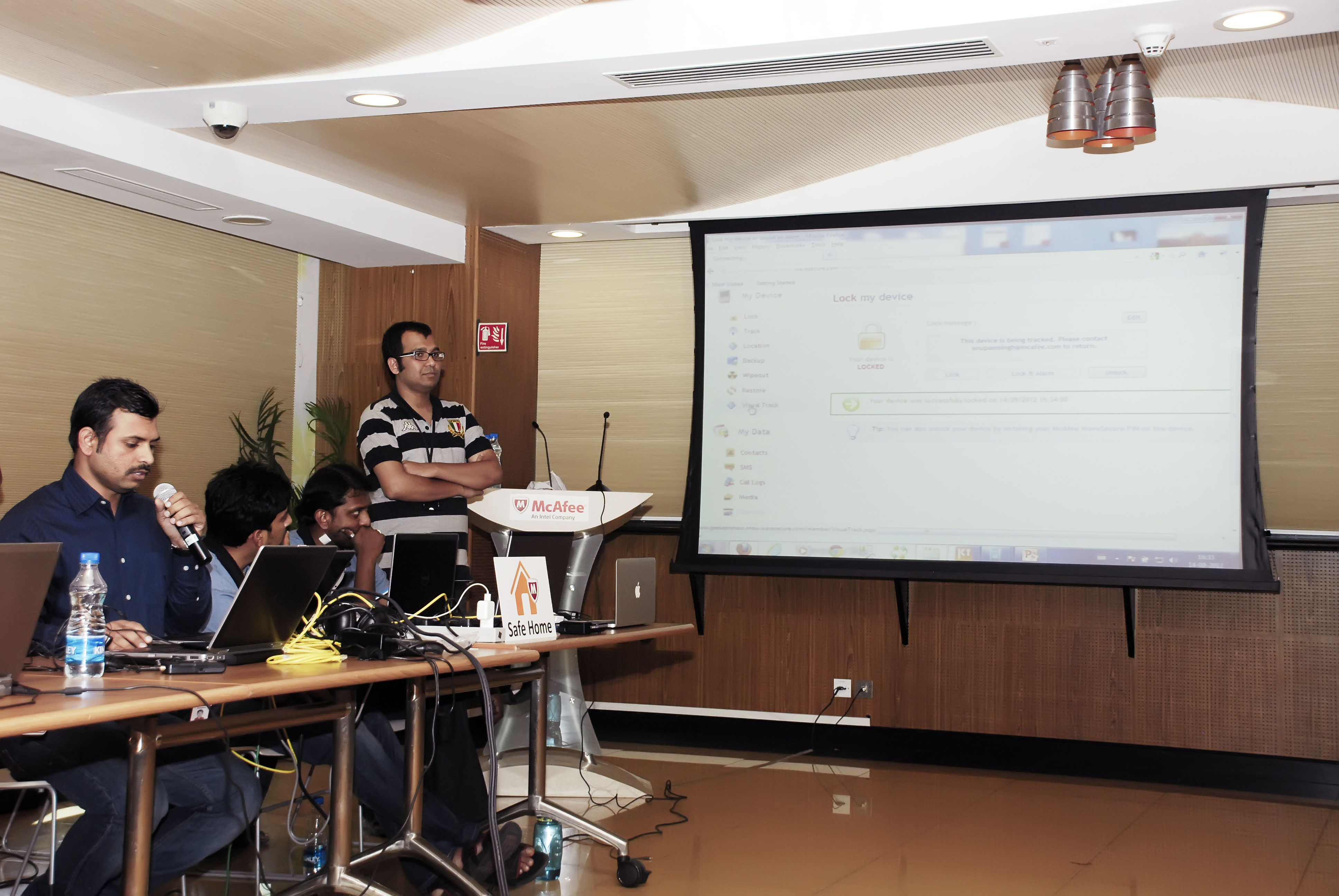 Work presentation in a corporate meeting room